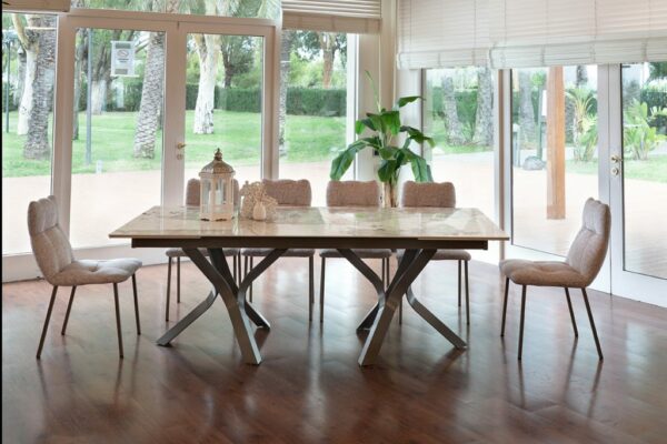 table-salle-a-manger-originale-pieds-design